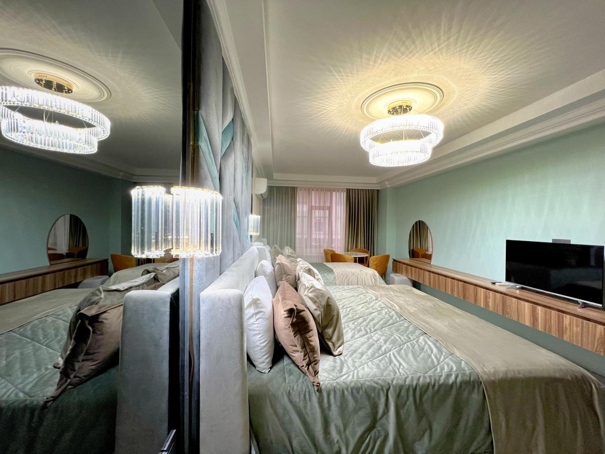 Alison Hotel Bakoe Buitenkant foto